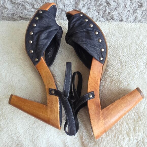 Banana Republic Women Studded Wooden Bow Denim Slingback Heels Size 11 Blue Y2K - Picture 7 of 7